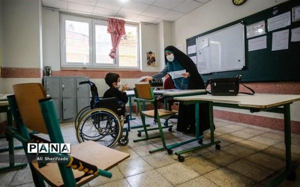 700 دانش آموز استثنایی استان خوزستان صاحب تبلت می شوند