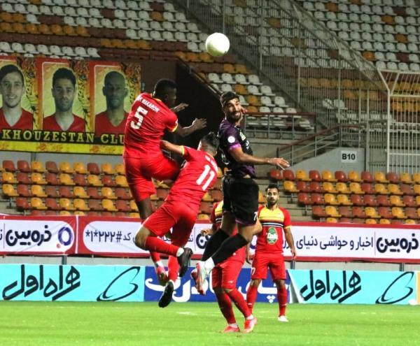 فولاد صفر ، پرسپولیس صفر، پرسپولیس یک گام به جام نزدیک شد فولاد صفر ، پرسپولیس صفر، پرسپولیس یک گام به جام نزدیک شد